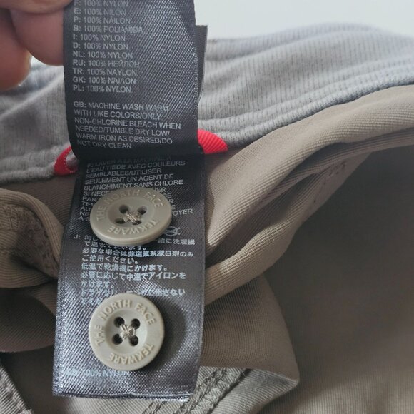 The North Face Womens Hiking Cargo Safari Nylon Shorts Size 8 - Picture 12 of 13